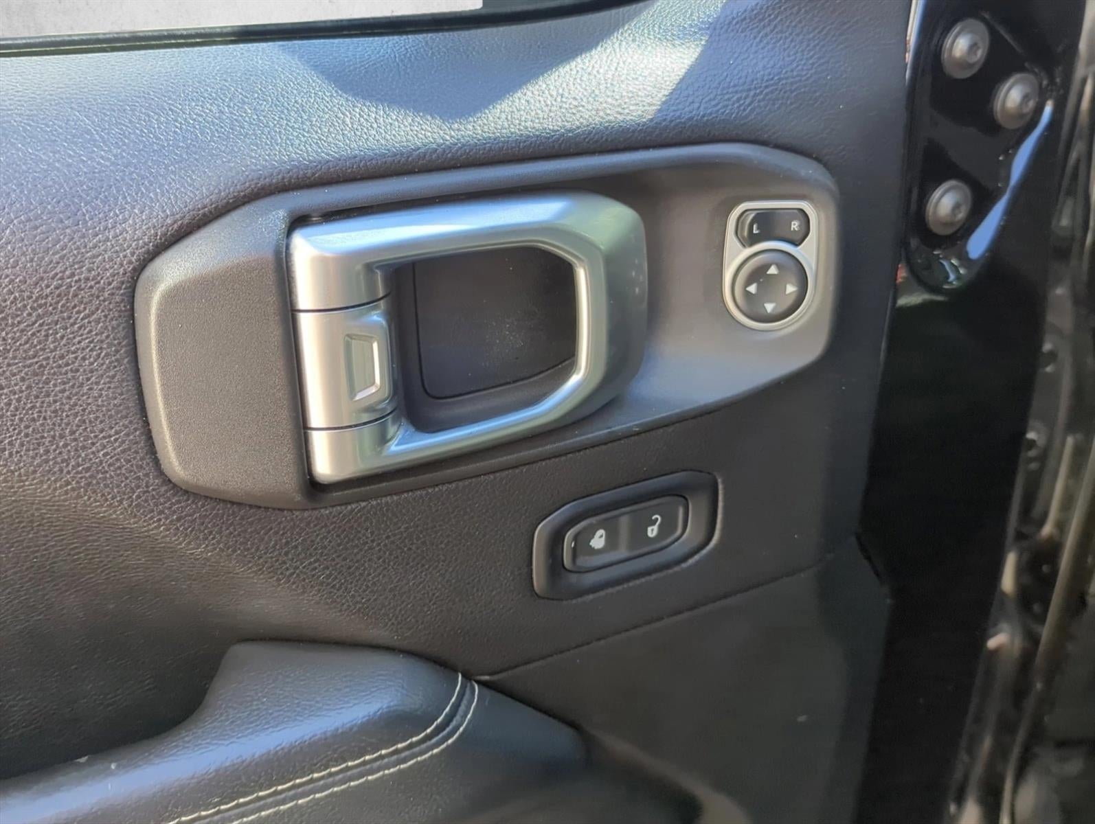 2020 Jeep Gladiator Overland 4x4