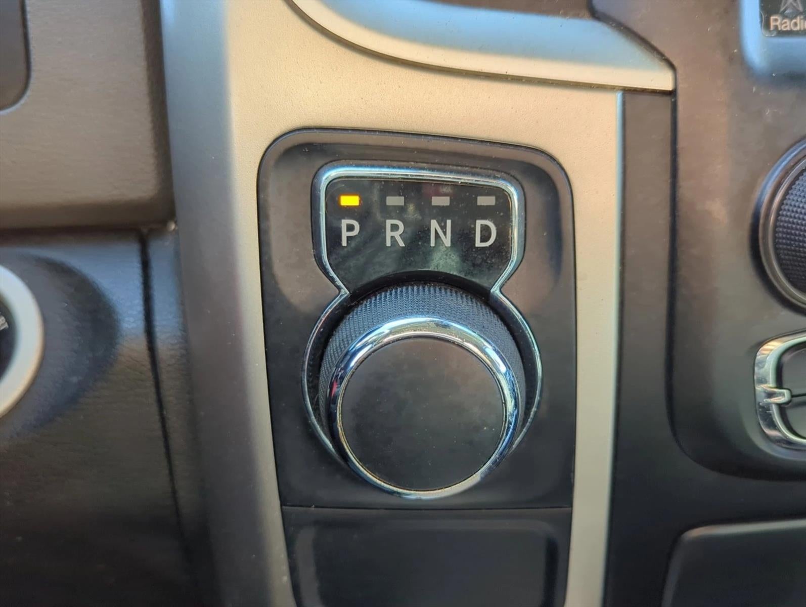 2015 RAM 1500 2WD Crew Cab 5.7 Ft Box Big Horn
