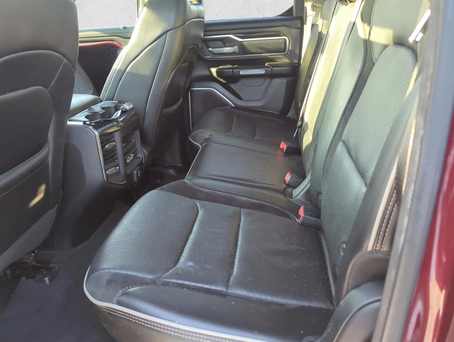 2019 RAM 1500 Laramie 4x2 Quad Cab 6'4" Box