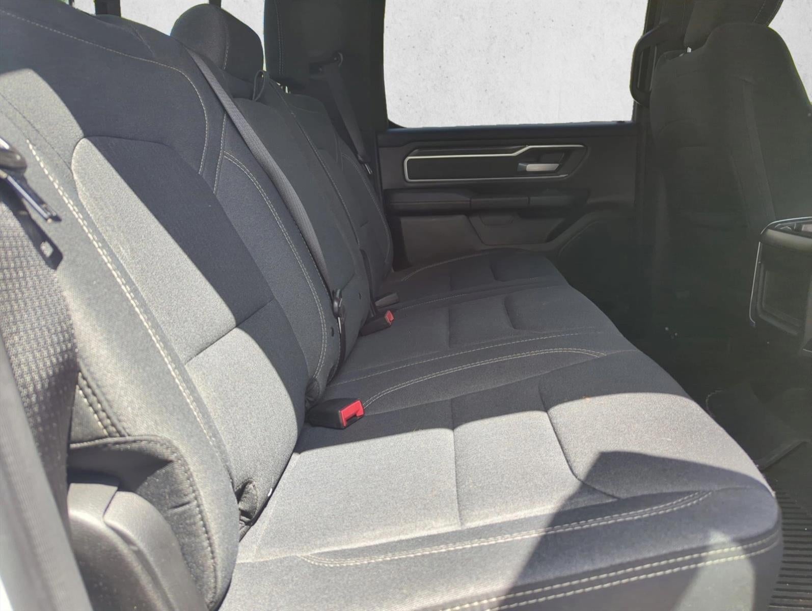 2022 RAM 1500 Big Horn 4x4 Crew Cab 5'7" Box