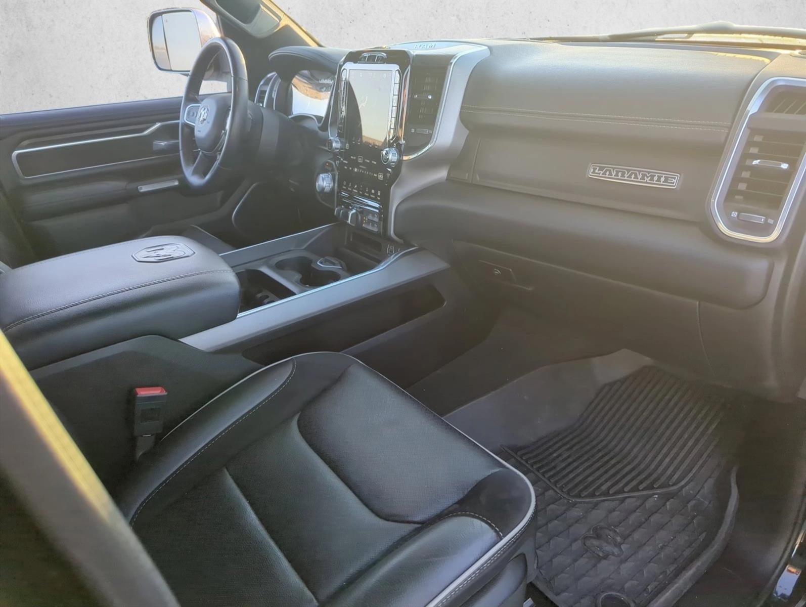 2023 RAM 1500 Laramie 4x4 Crew Cab 5'7" Box