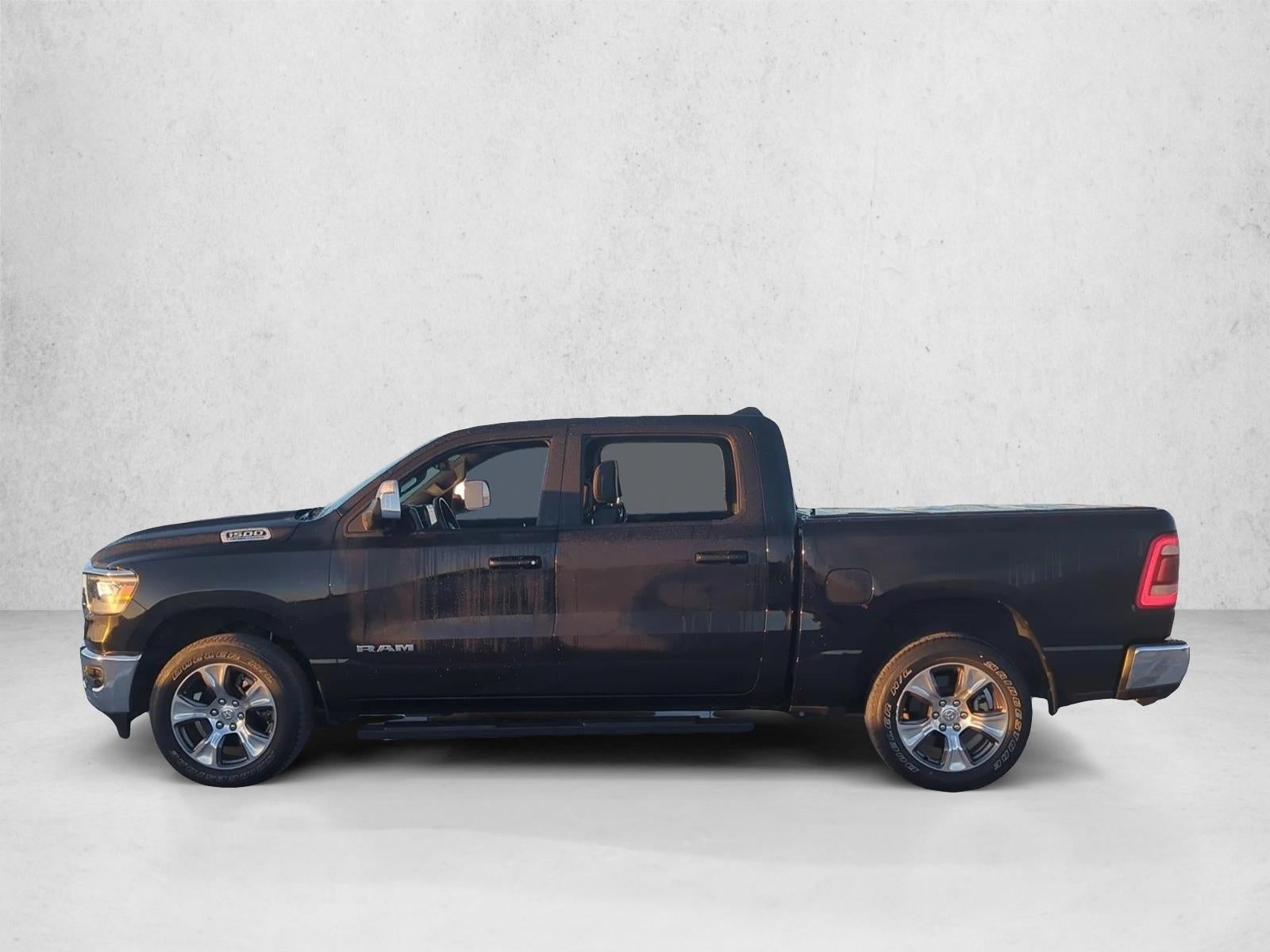 2023 RAM 1500 Laramie 4x4 Crew Cab 5'7" Box