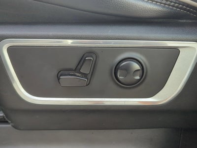 2023 RAM 1500 Laramie 4x4 Crew Cab 5'7" Box