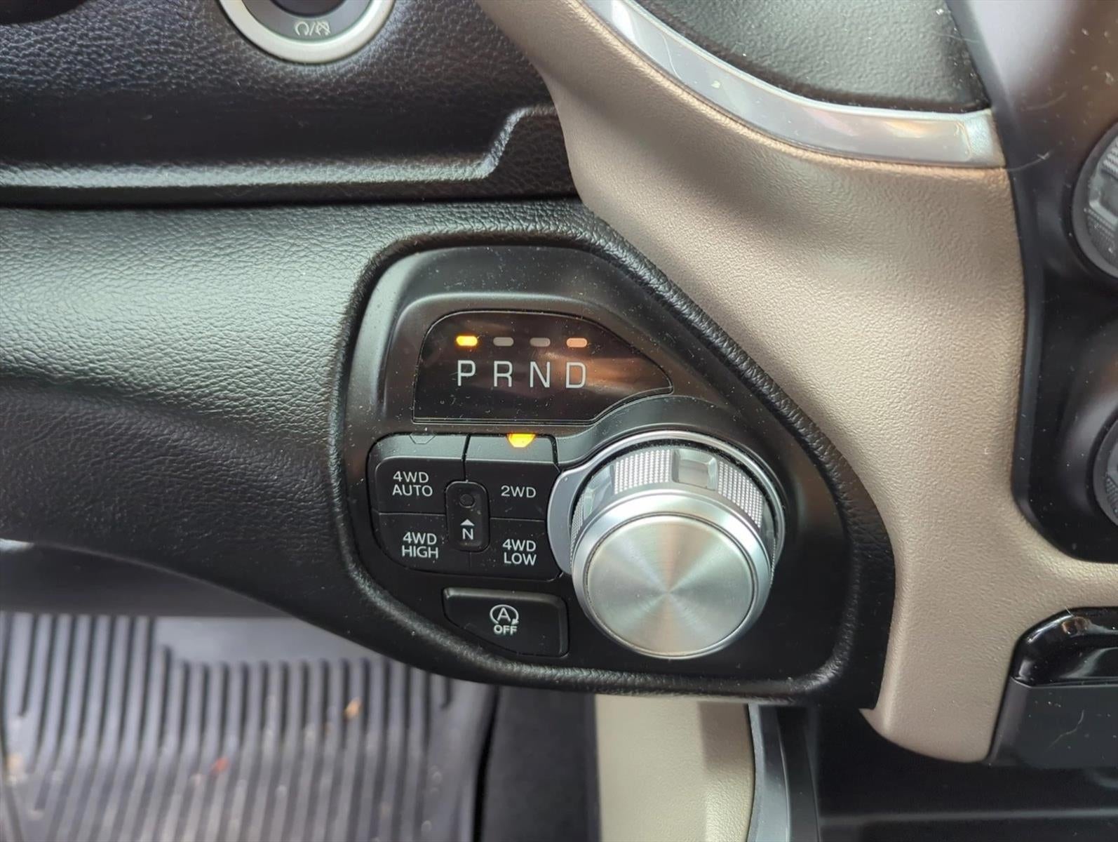 2022 RAM 1500 Laramie 4x4 Crew Cab 5'7" Box