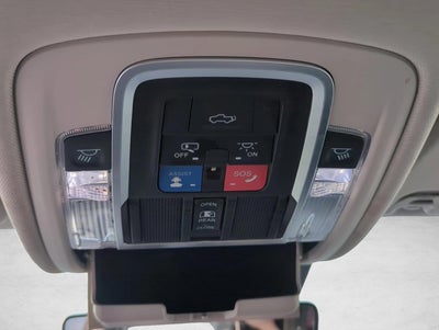 2022 RAM 1500 Laramie 4x4 Crew Cab 5'7" Box