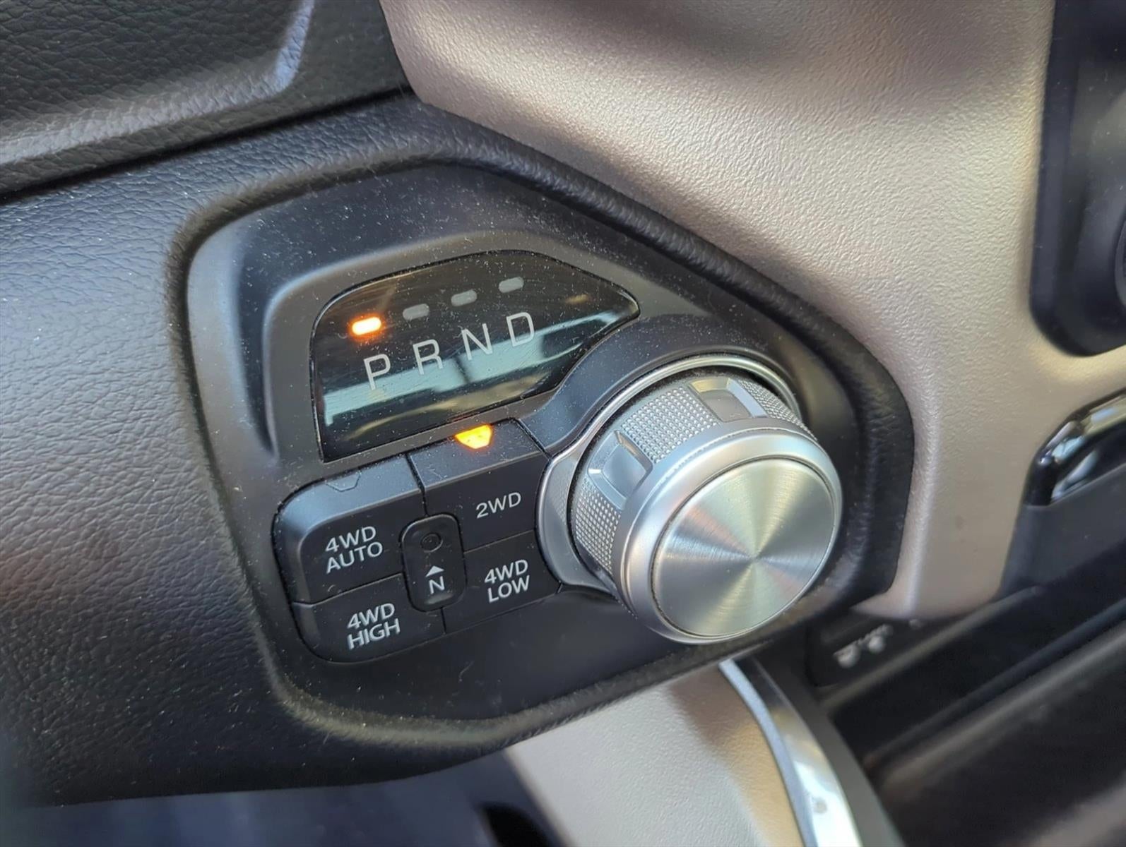 2019 RAM 1500 Laramie 4x4 Crew Cab 5'7" Box