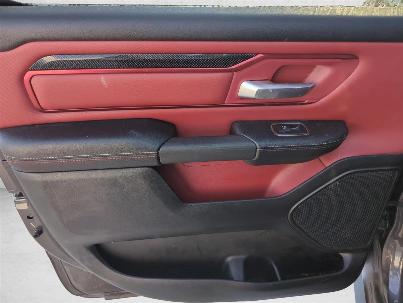 2019 RAM 1500 Rebel 4x4 Crew Cab 5'7" Box