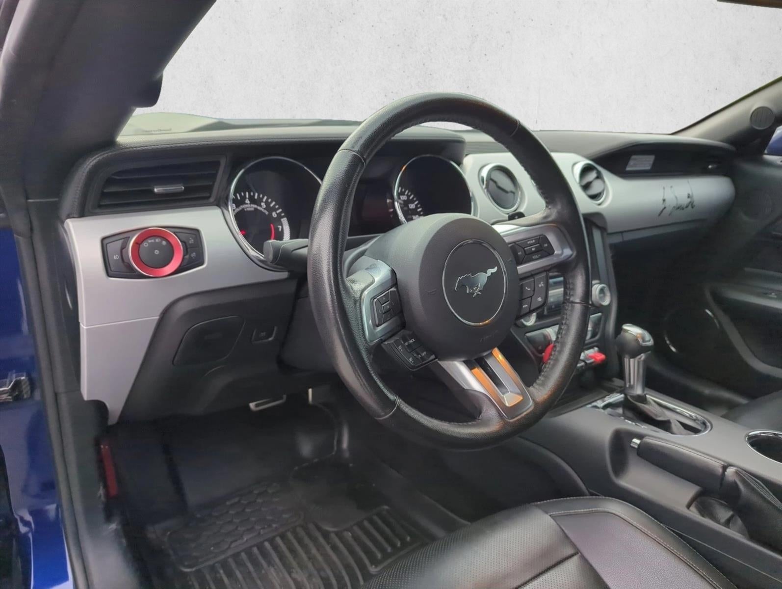 2015 Ford Mustang 2dr Conv EcoBoost Premium