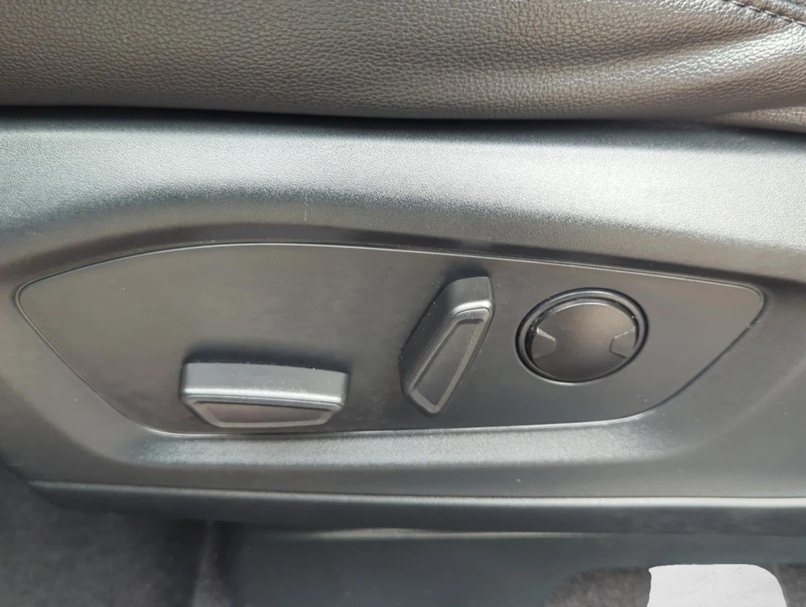2024 Ford Explorer ST 4WD