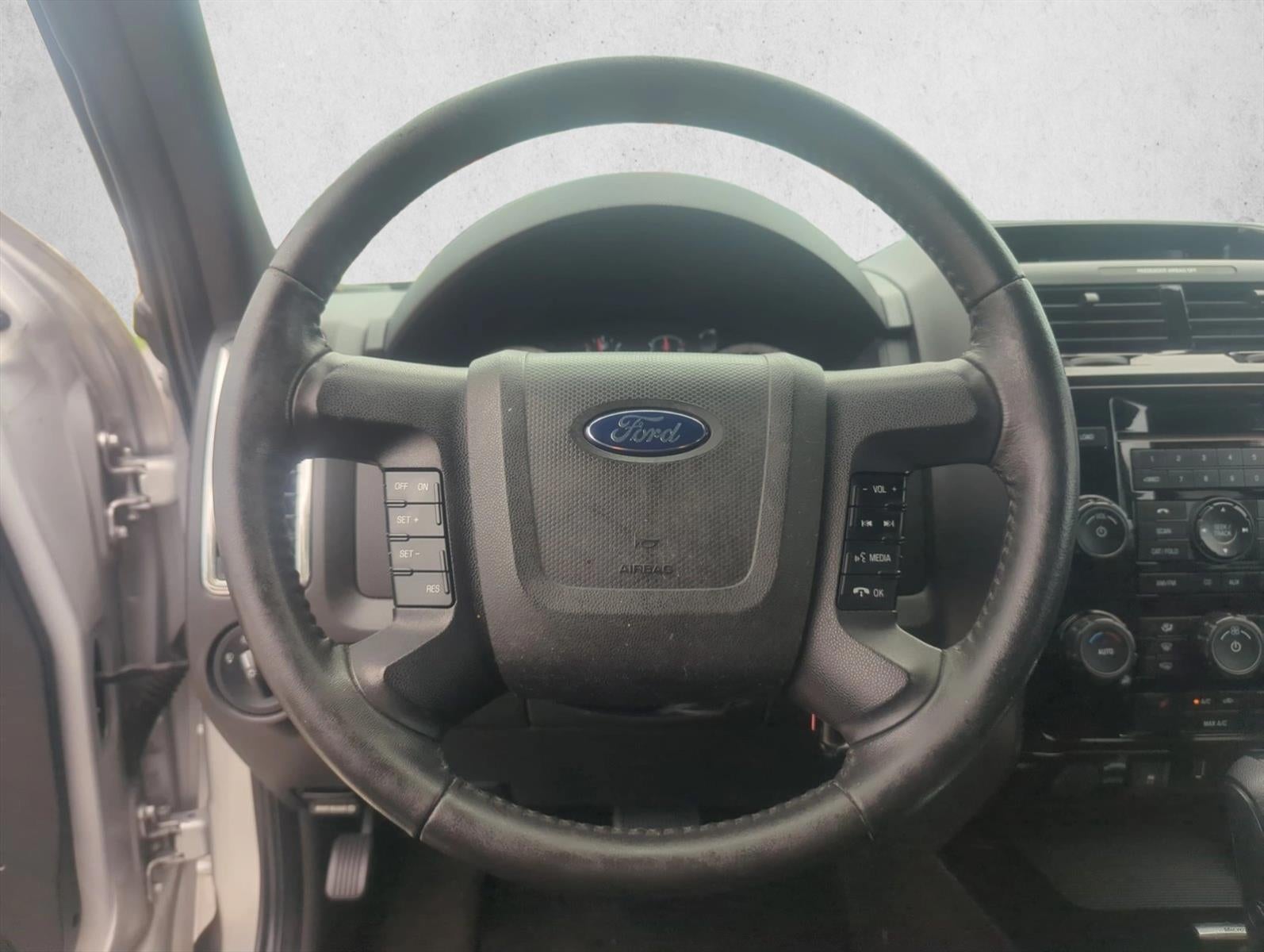 2010 Ford Escape FWD 4dr Limited