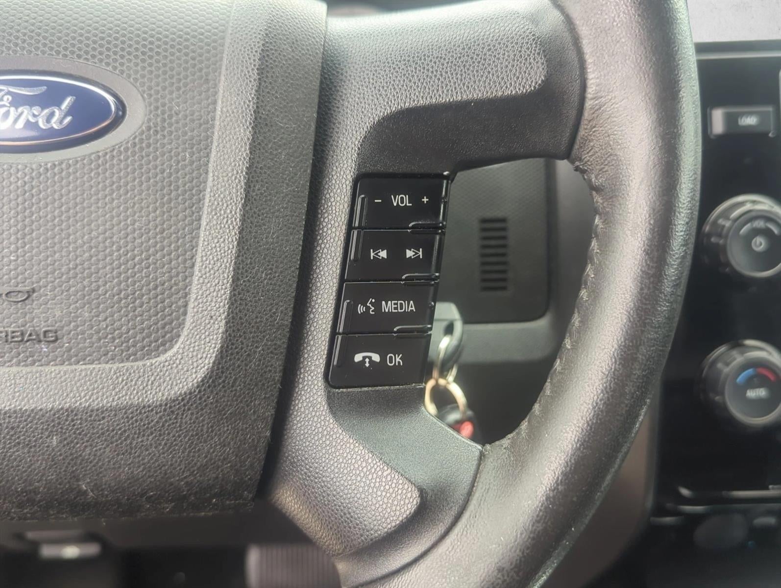 2010 Ford Escape FWD 4dr Limited