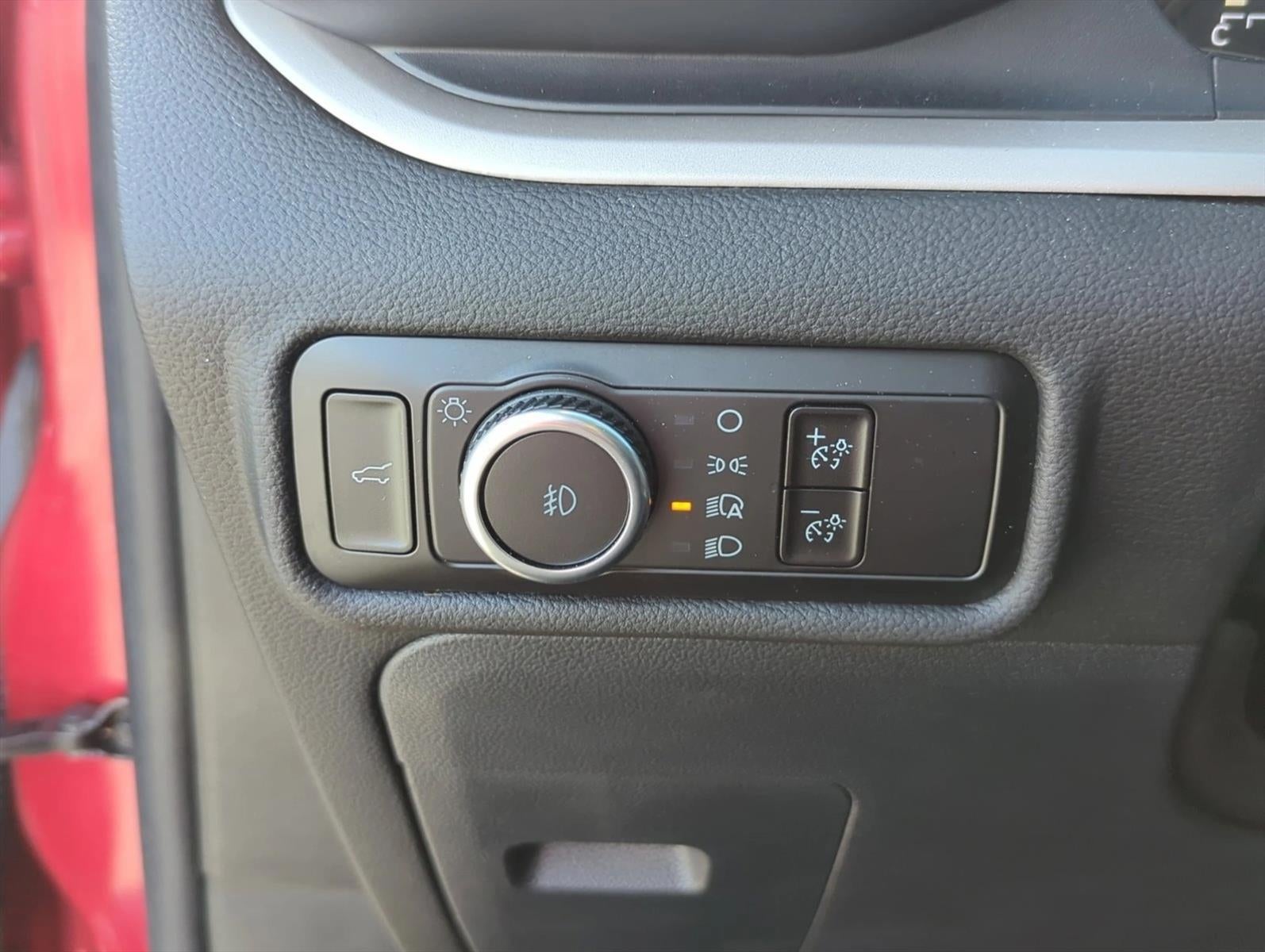 2023 Ford Explorer XLT RWD