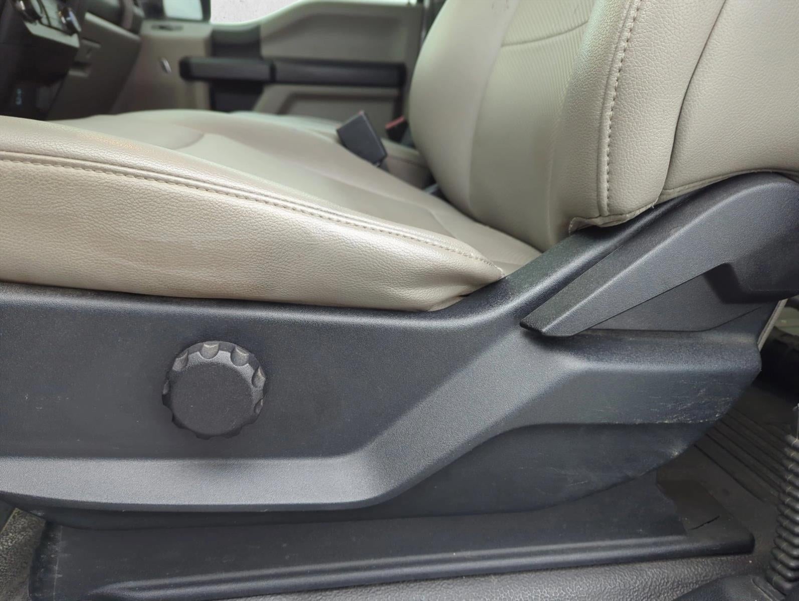 2021 Ford Super Duty F-450 DRW XL 4WD Crew Cab 8' Box