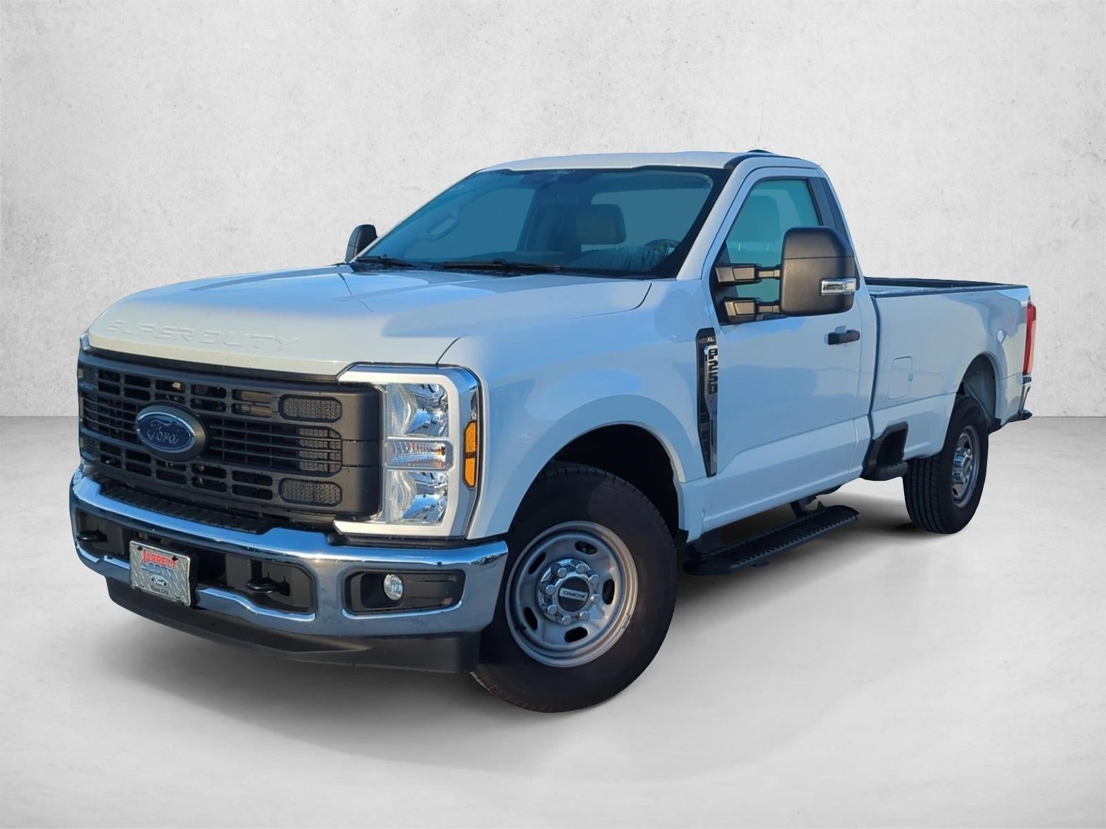 2025 Ford Super Duty F-250 SRW XL 2WD Reg Cab 8' Box