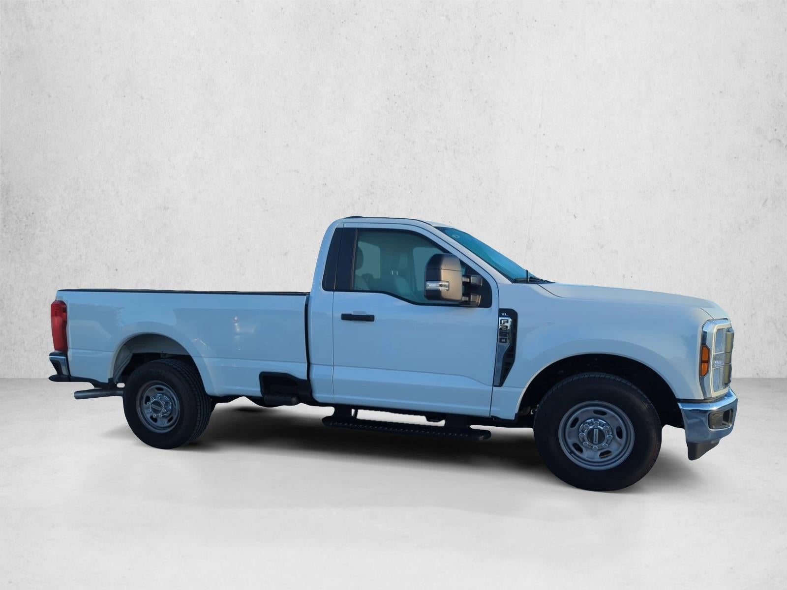 2025 Ford Super Duty F-250 SRW XL 2WD Reg Cab 8' Box