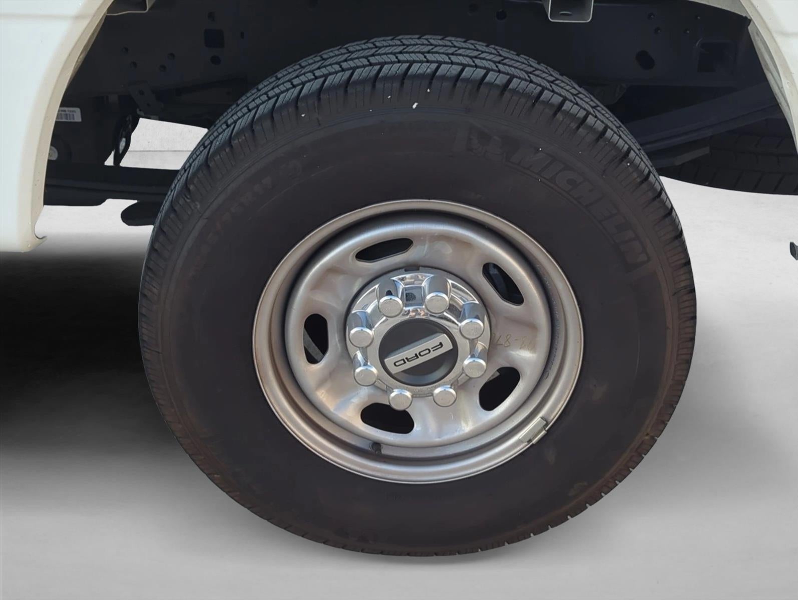 2025 Ford Super Duty F-250 SRW XL 2WD Reg Cab 8' Box