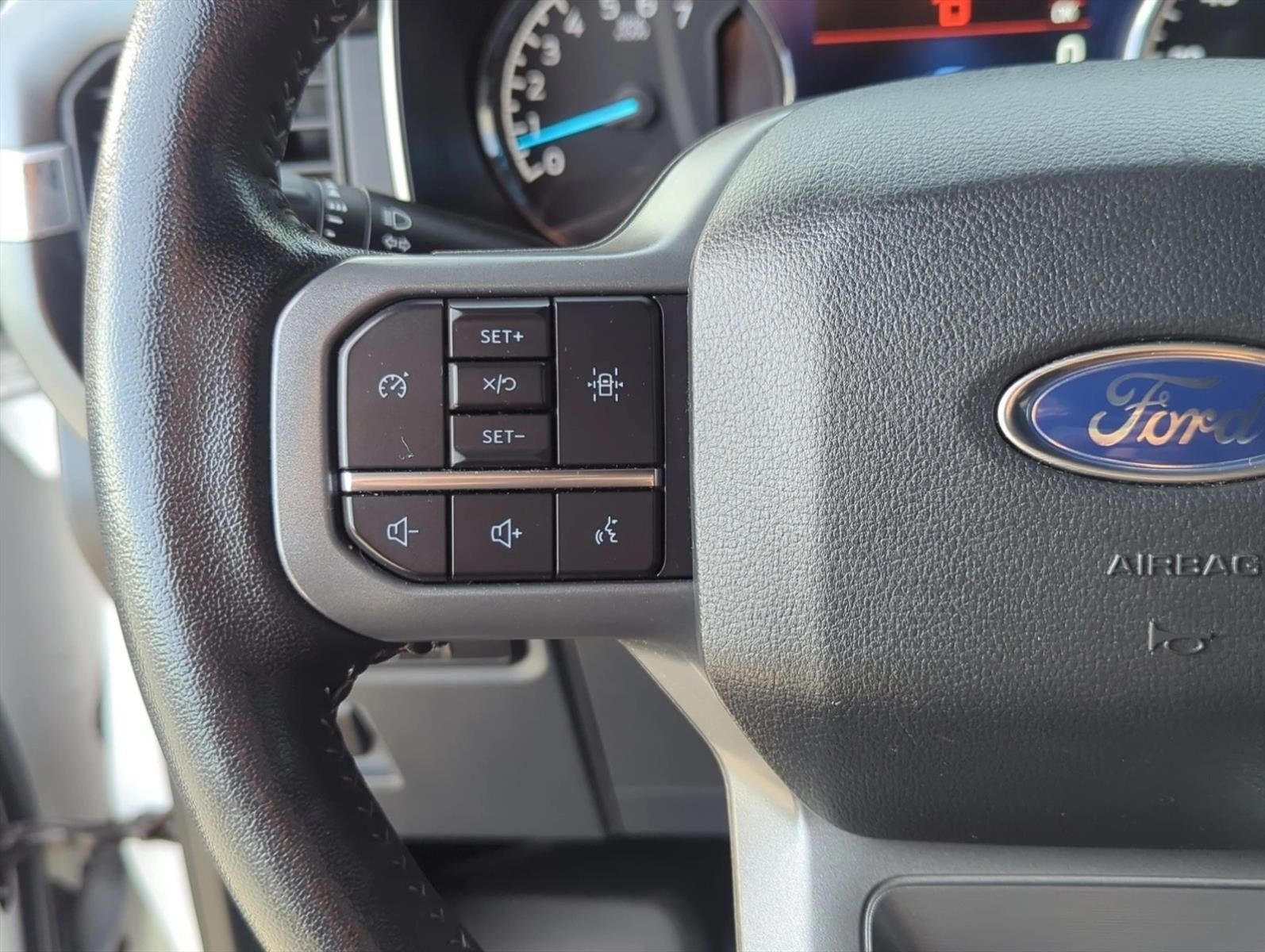 2022 Ford F-150 XLT 4WD SuperCrew 5.5' Box