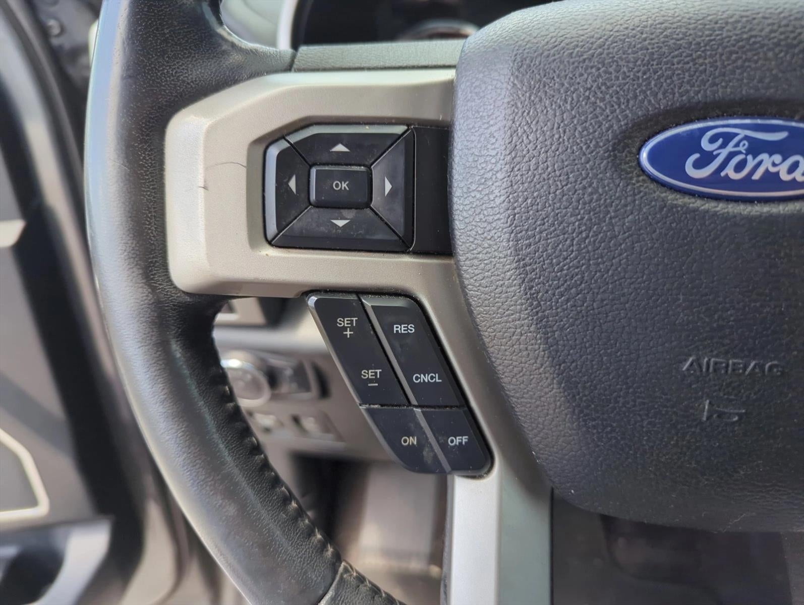 2018 Ford F-150 LARIAT 4WD SuperCrew 5.5' Box