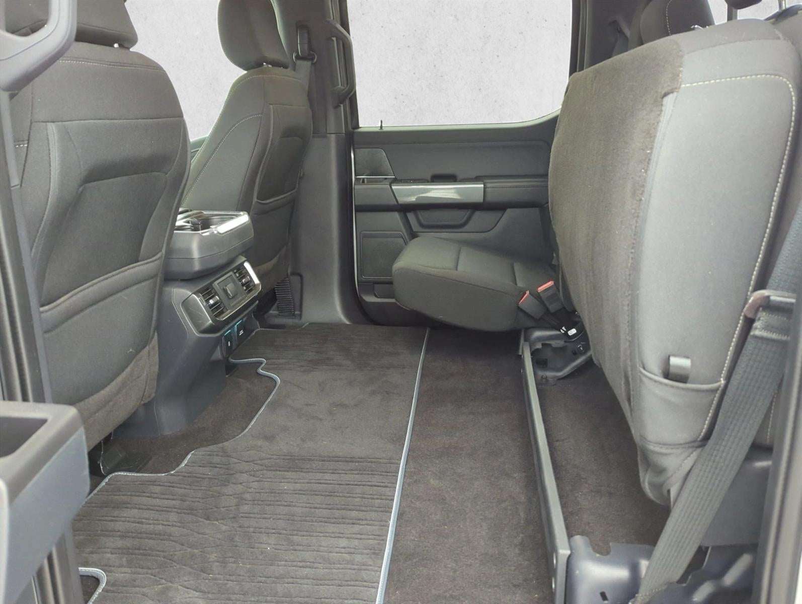 2022 Ford F-150 XLT 4WD SuperCrew 5.5' Box