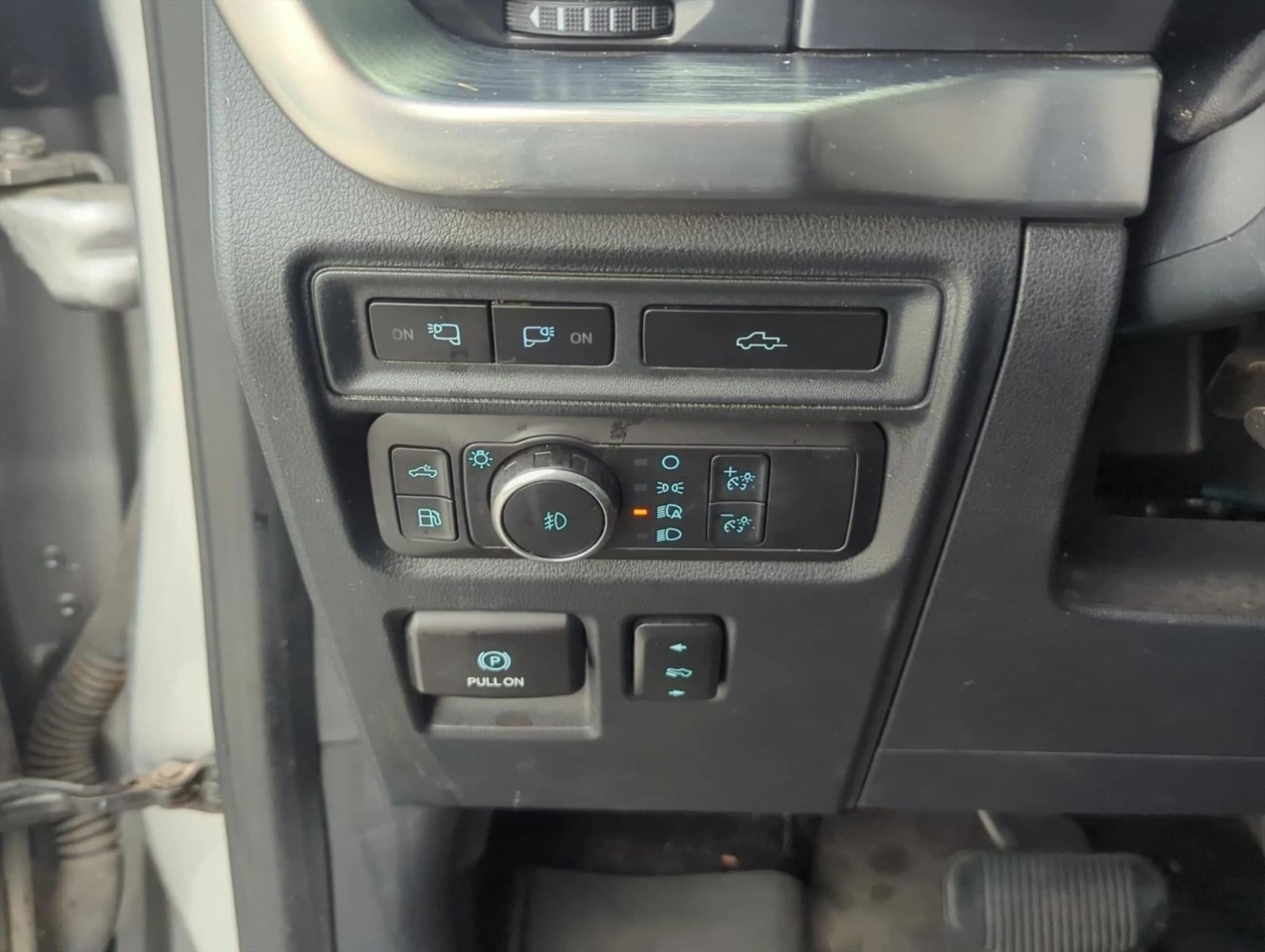2021 Ford F-150 LARIAT 4WD SuperCrew 5.5' Box