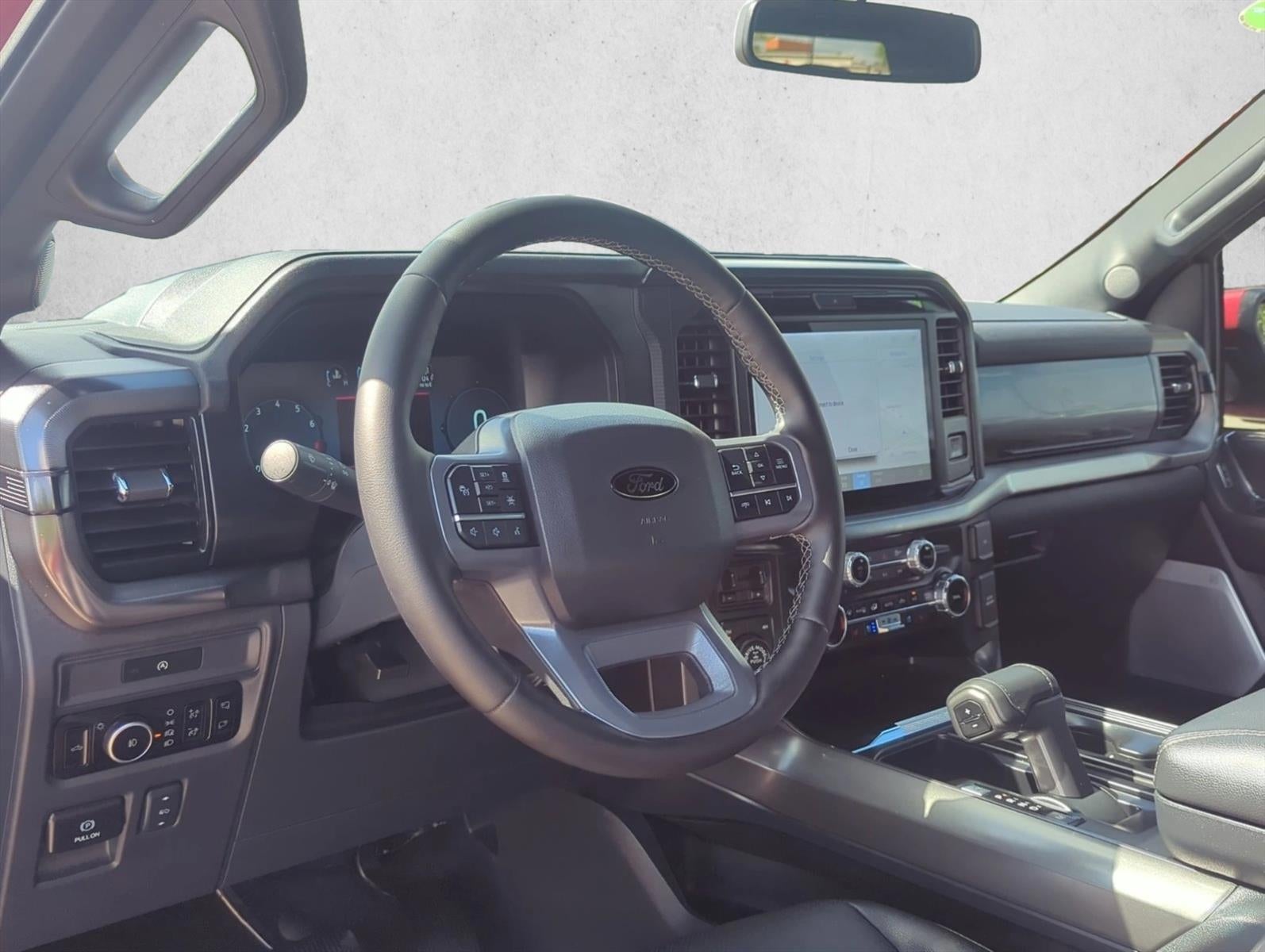 2025 Ford F-150 LARIAT 4WD SuperCrew 5.5' Box