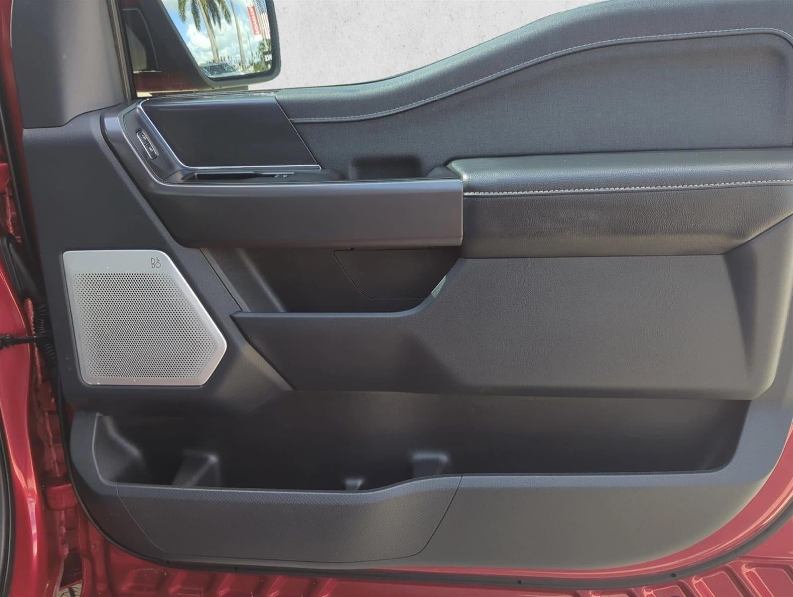 2025 Ford F-150 LARIAT 4WD SuperCrew 5.5' Box