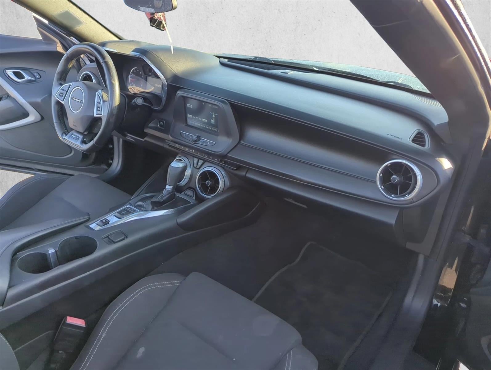 2017 Chevrolet Camaro 2dr Convertible 1LT