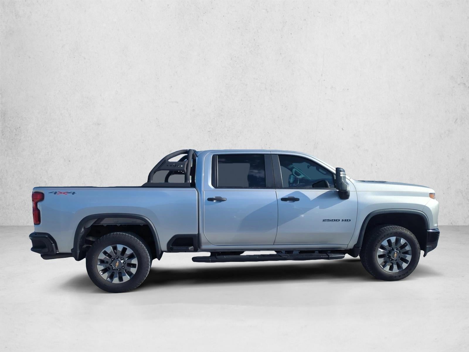 2021 Chevrolet Silverado 2500 HD Crew Cab Standard Box 4-Wheel Drive Custom