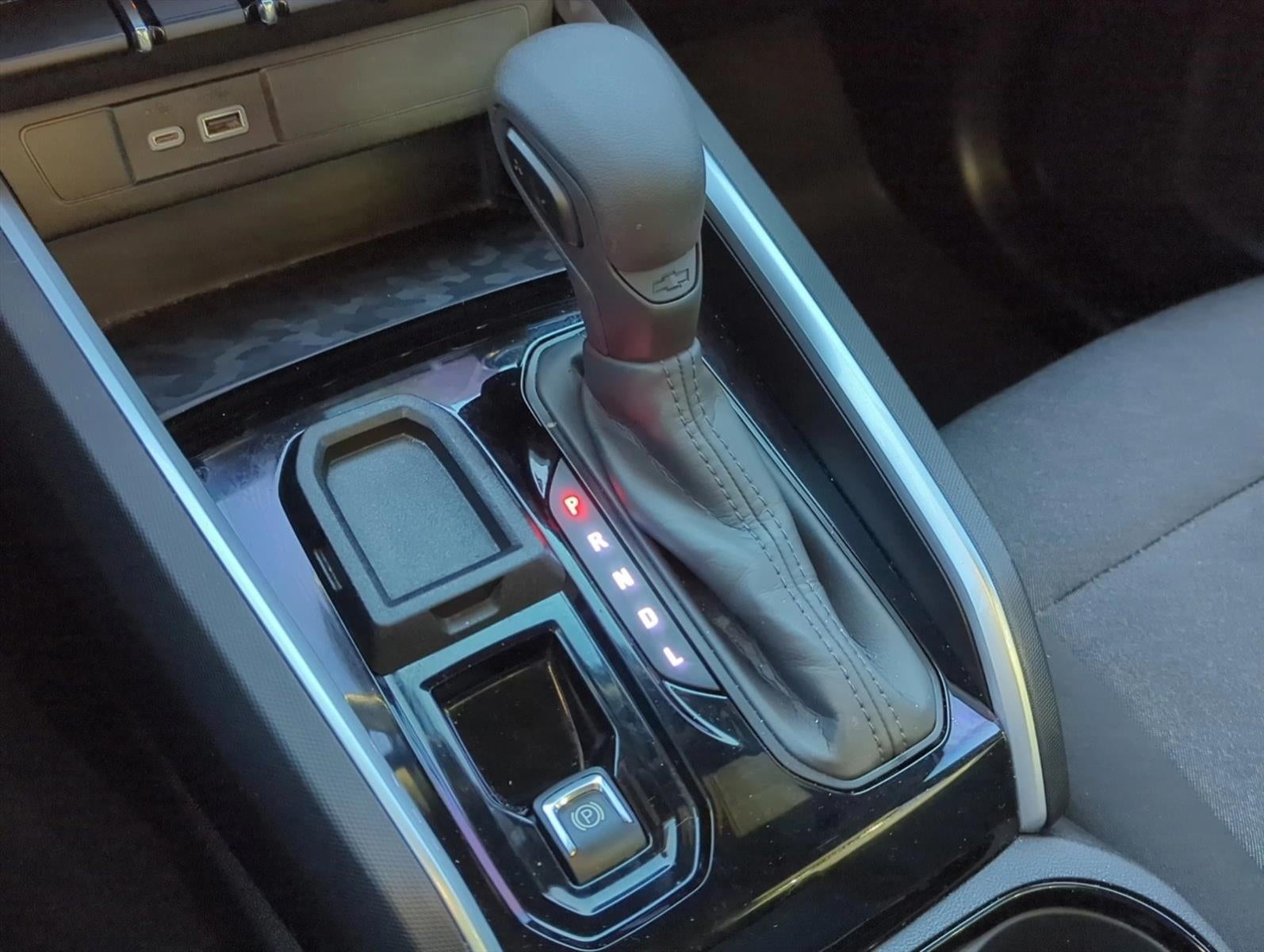 2024 Chevrolet Colorado Crew Cab Short Box 2-Wheel Drive Work Truck