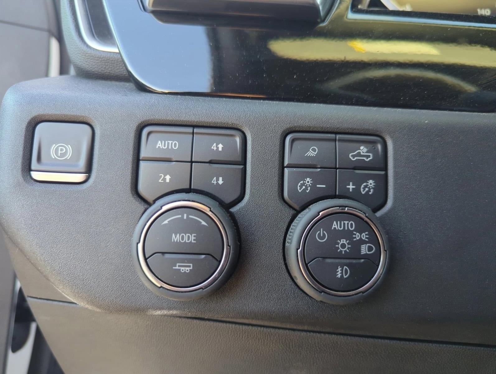 2023 Chevrolet Silverado 1500 Crew Cab Short Box 4-Wheel Drive LTZ