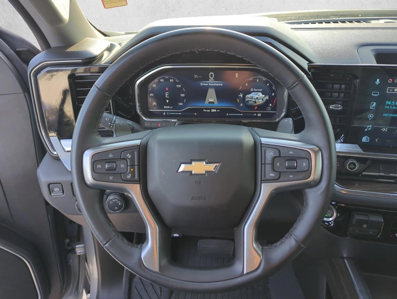 2025 Chevrolet Silverado 1500 Crew Cab Short Box 4-Wheel Drive LT 1LT