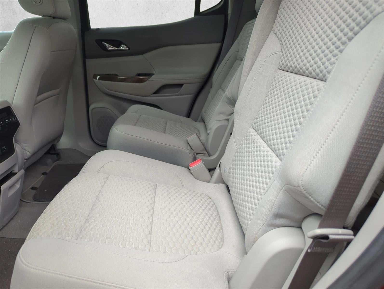 2018 GMC Acadia FWD SLE-2