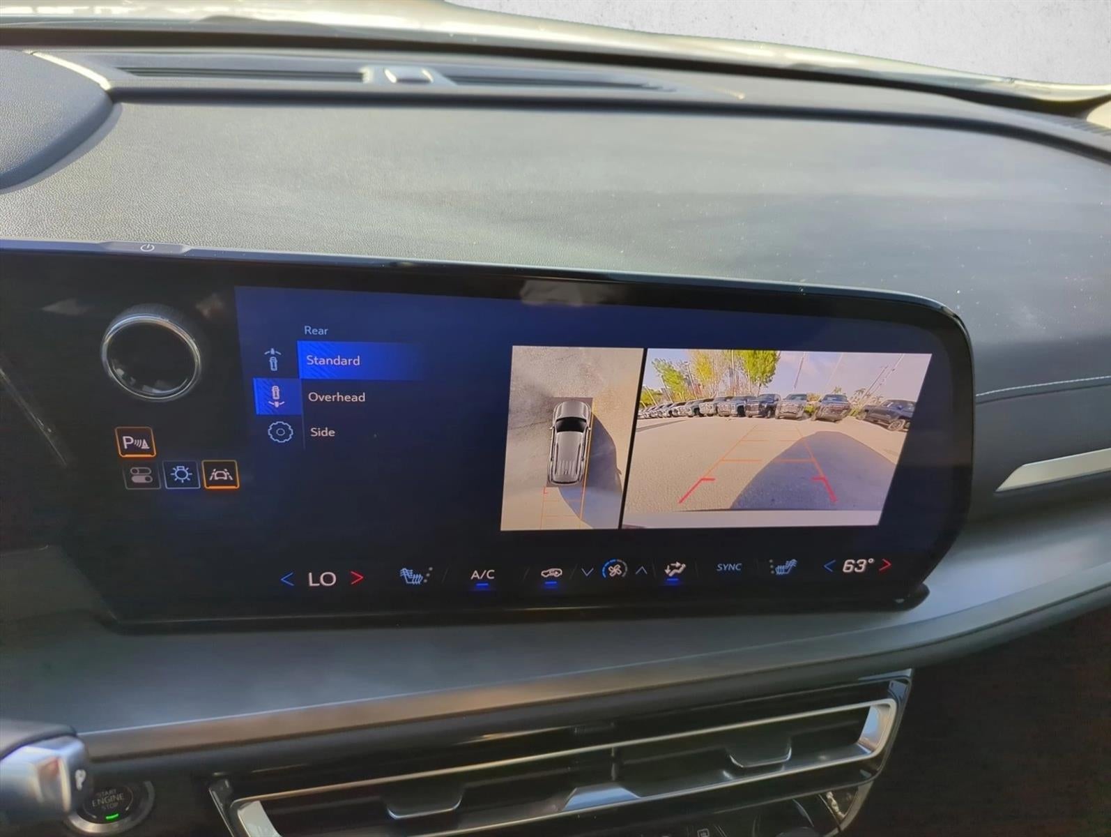 2024 Chevrolet Traverse LT w/1LT