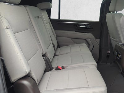 2025 Chevrolet Suburban 4WD LS