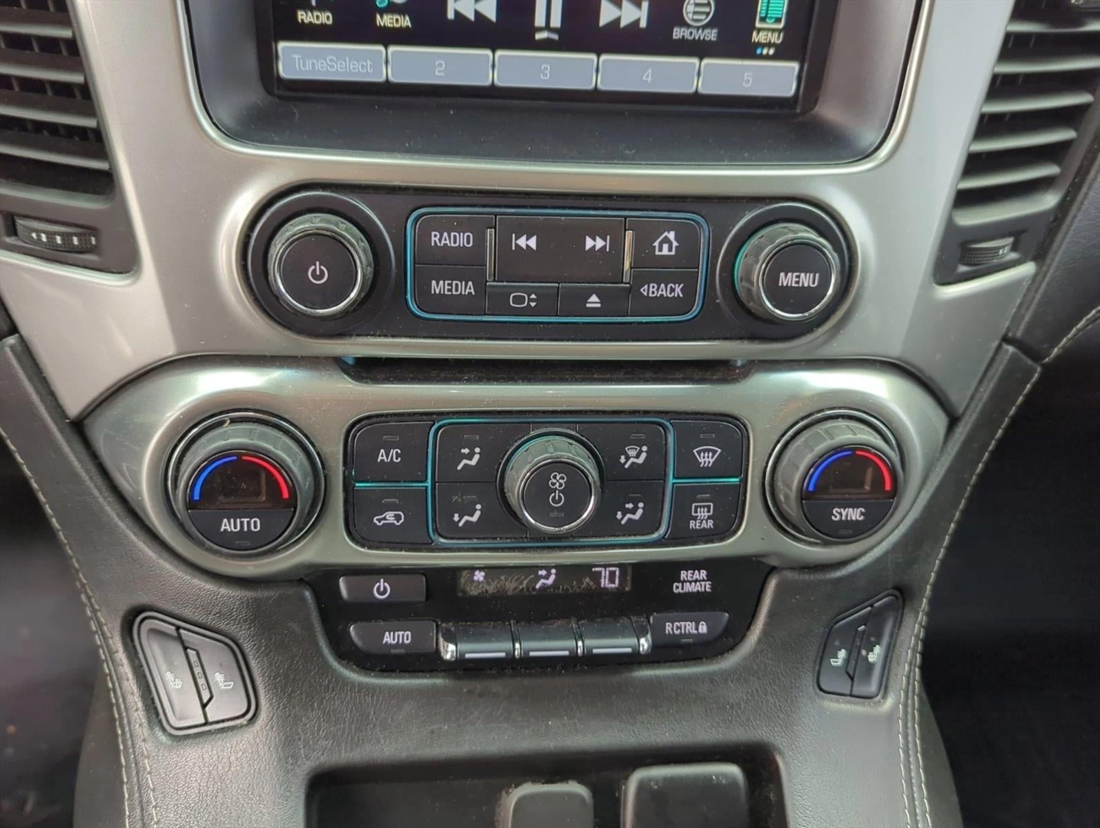 2019 Chevrolet Suburban 2WD 1500 LT