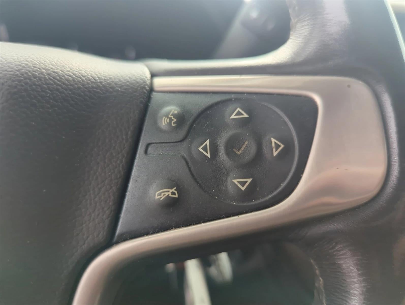 2018 GMC Sierra 3500HD Crew Cab Long Box 4-Wheel Drive Denali