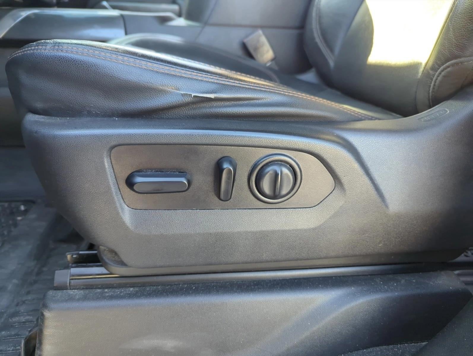 2021 GMC Sierra 1500 Crew Cab Standard Box 4-Wheel Drive AT4