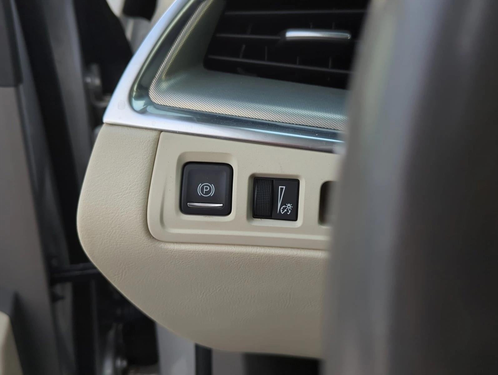 2018 Cadillac XT5 AWD 4dr Luxury