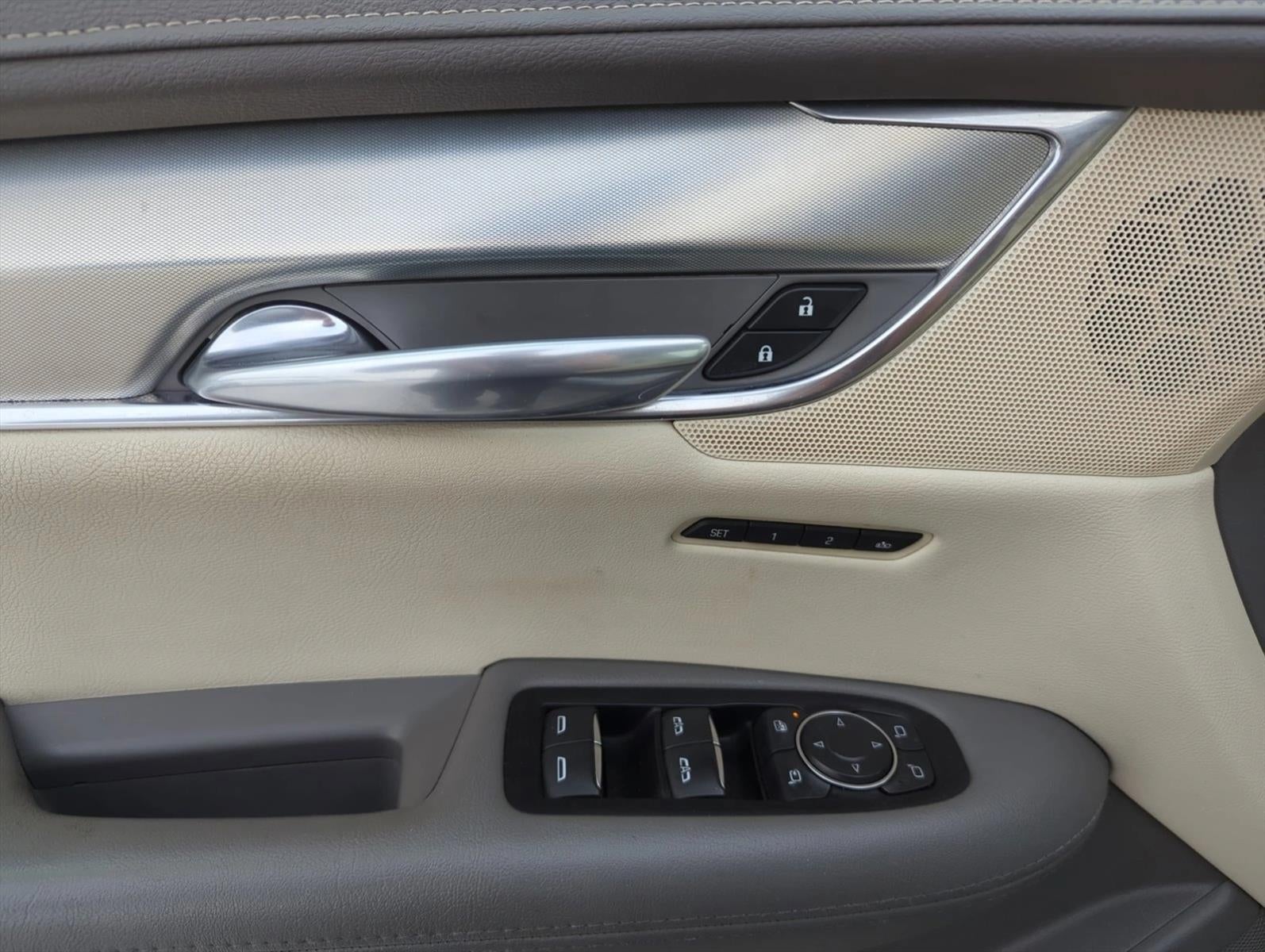 2018 Cadillac XT5 AWD 4dr Luxury