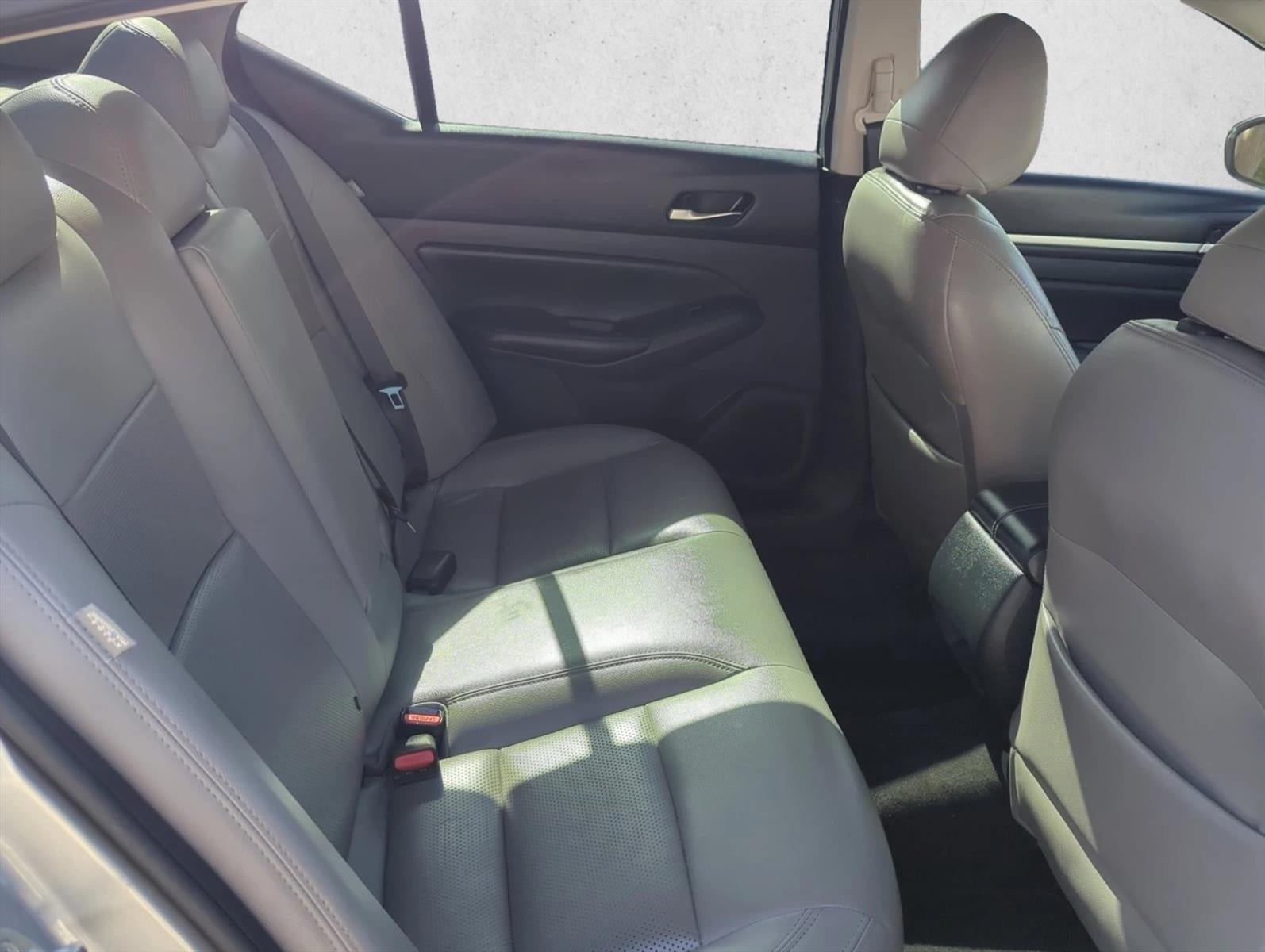 2022 Nissan Altima 2.5 SV Sedan