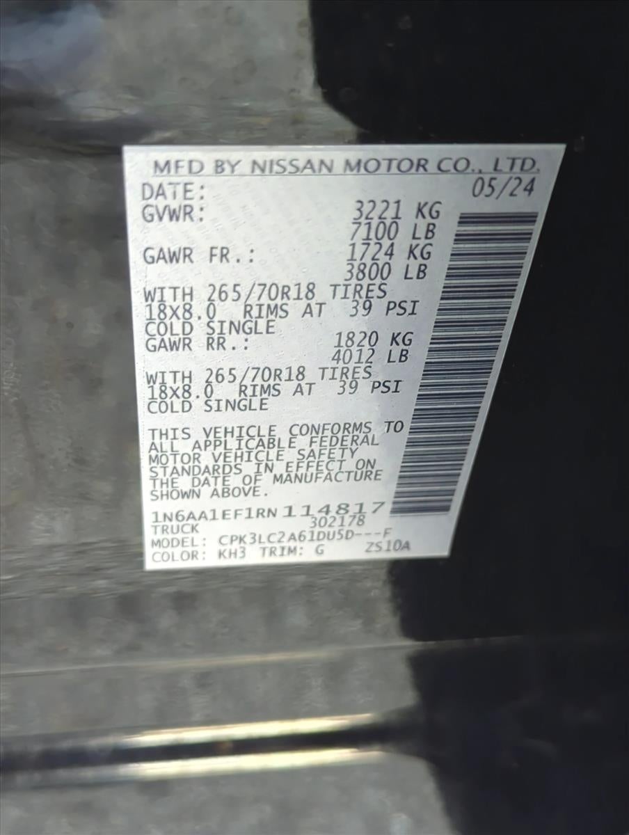 2024 Nissan Titan 4x2 Crew Cab SV
