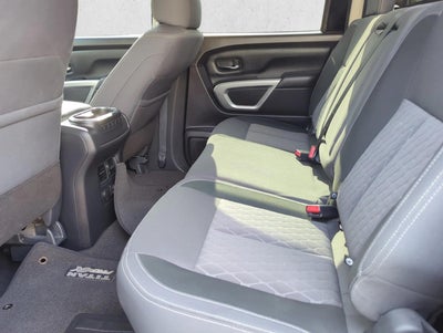 2024 Nissan Titan 4x2 Crew Cab SV