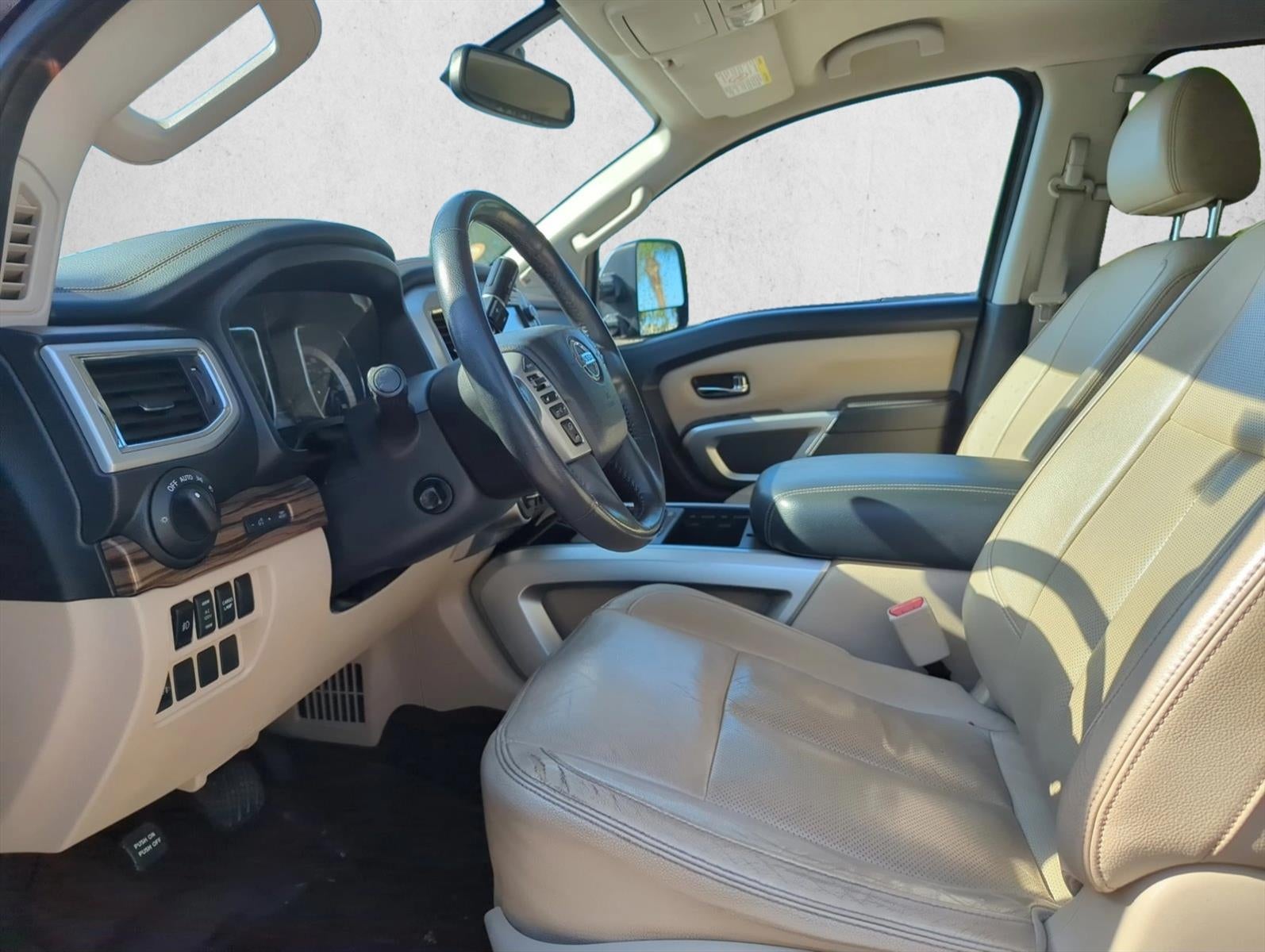 2016 Nissan Titan XD 4WD Crew Cab SL Diesel