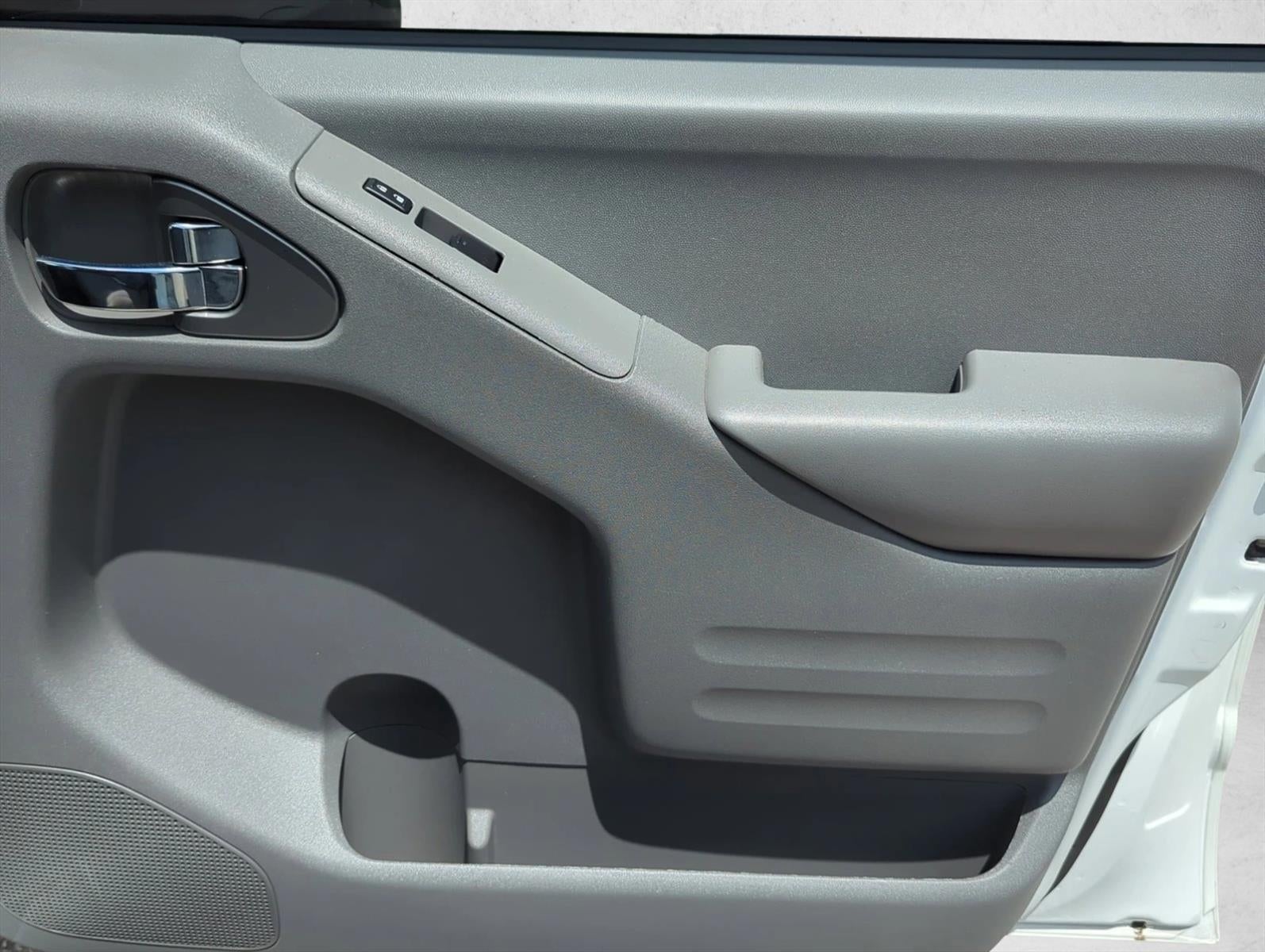 2020 Nissan Frontier Crew Cab 4x2 SV Auto