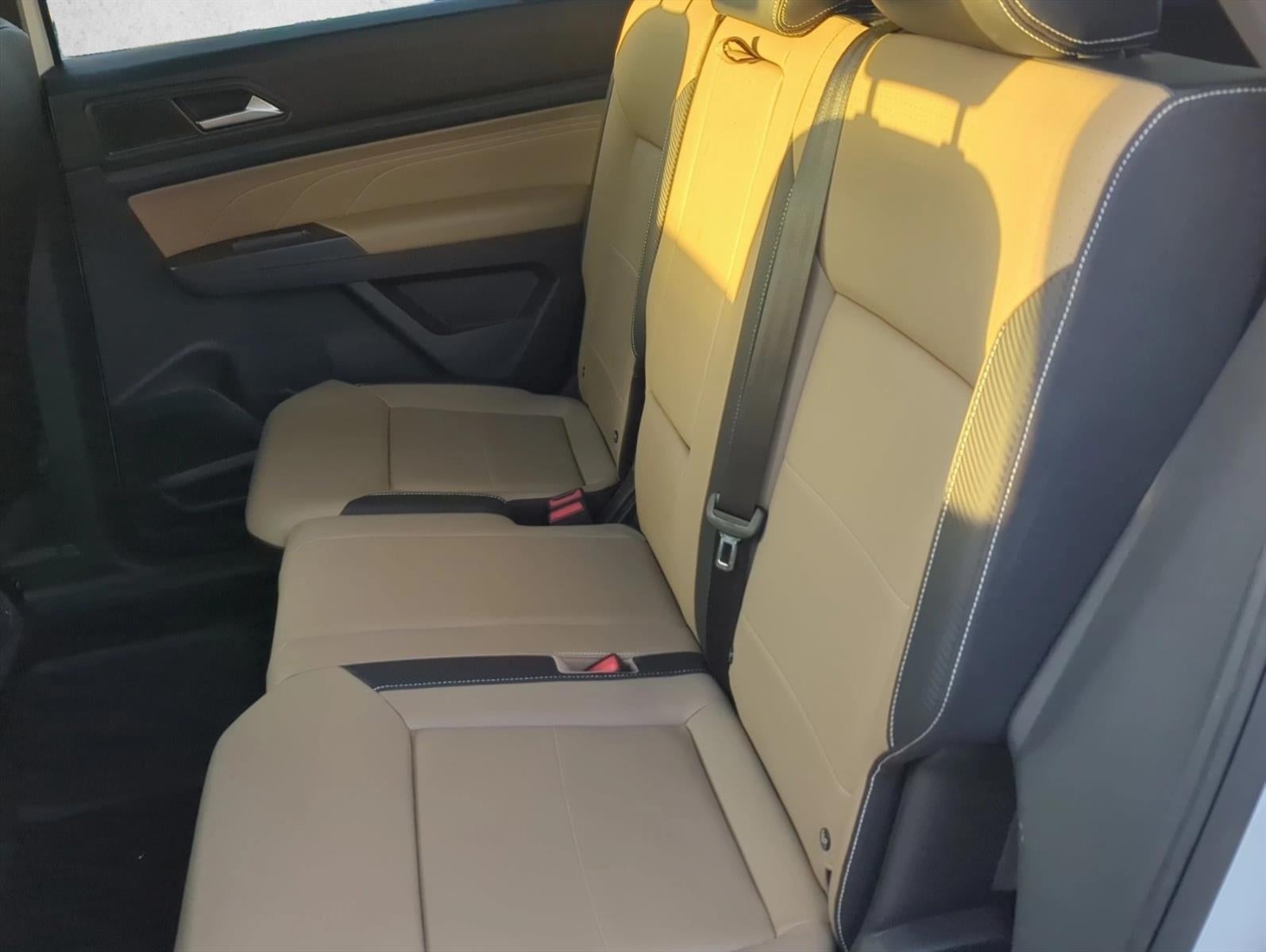 2023 Volkswagen Atlas Cross Sport 2.0T SE FWD