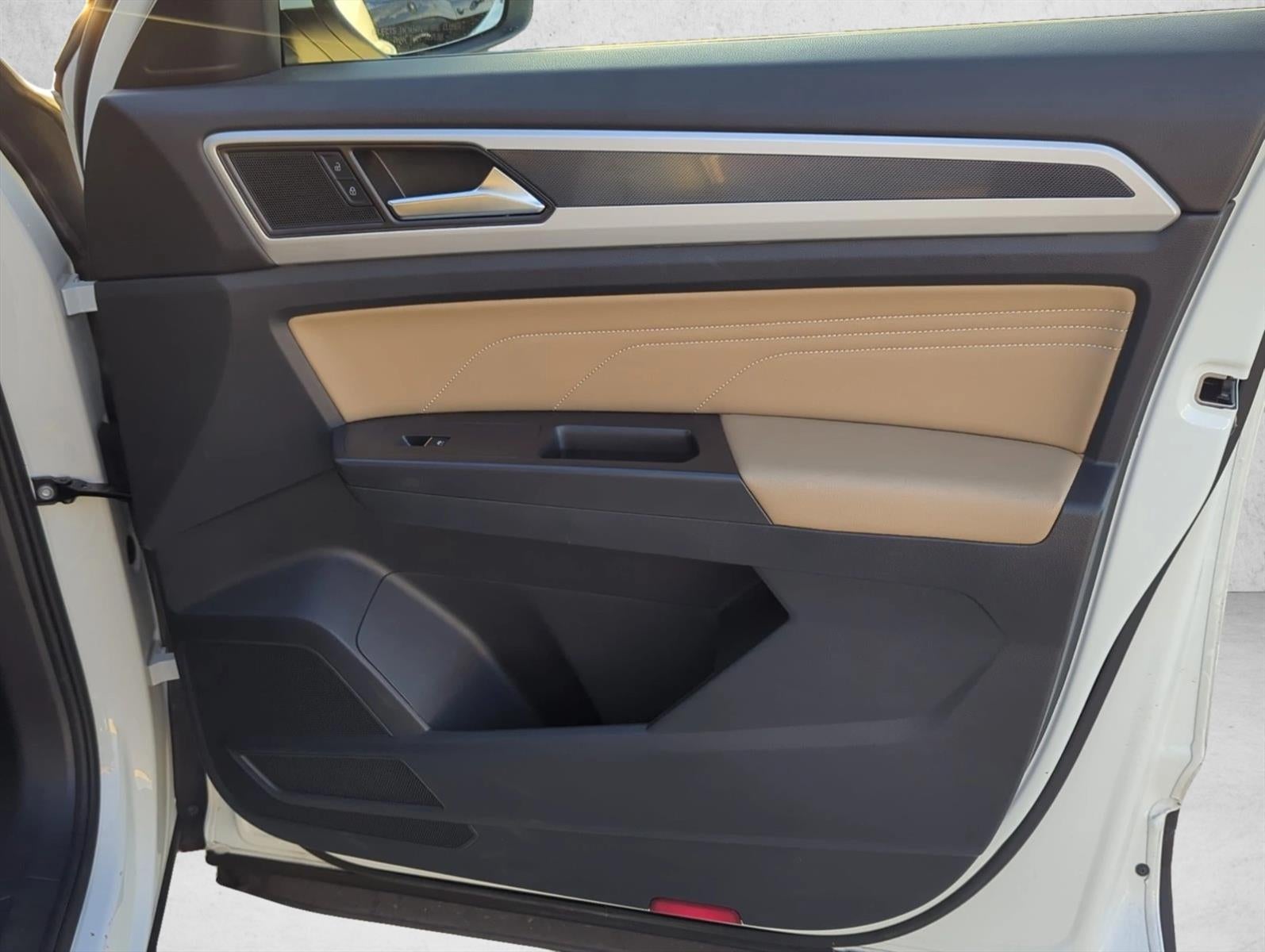 2023 Volkswagen Atlas Cross Sport 2.0T SE FWD