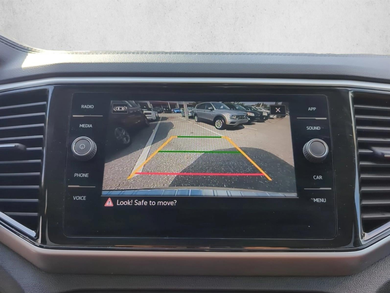 2023 Volkswagen Atlas 3.6L V6 SE w/Technology FWD