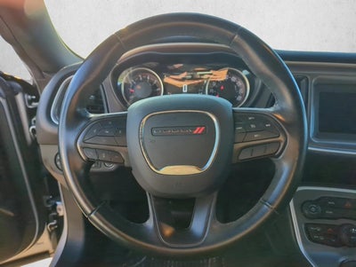 2019 Dodge Challenger SXT RWD