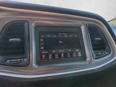 2019 Dodge Challenger SXT RWD