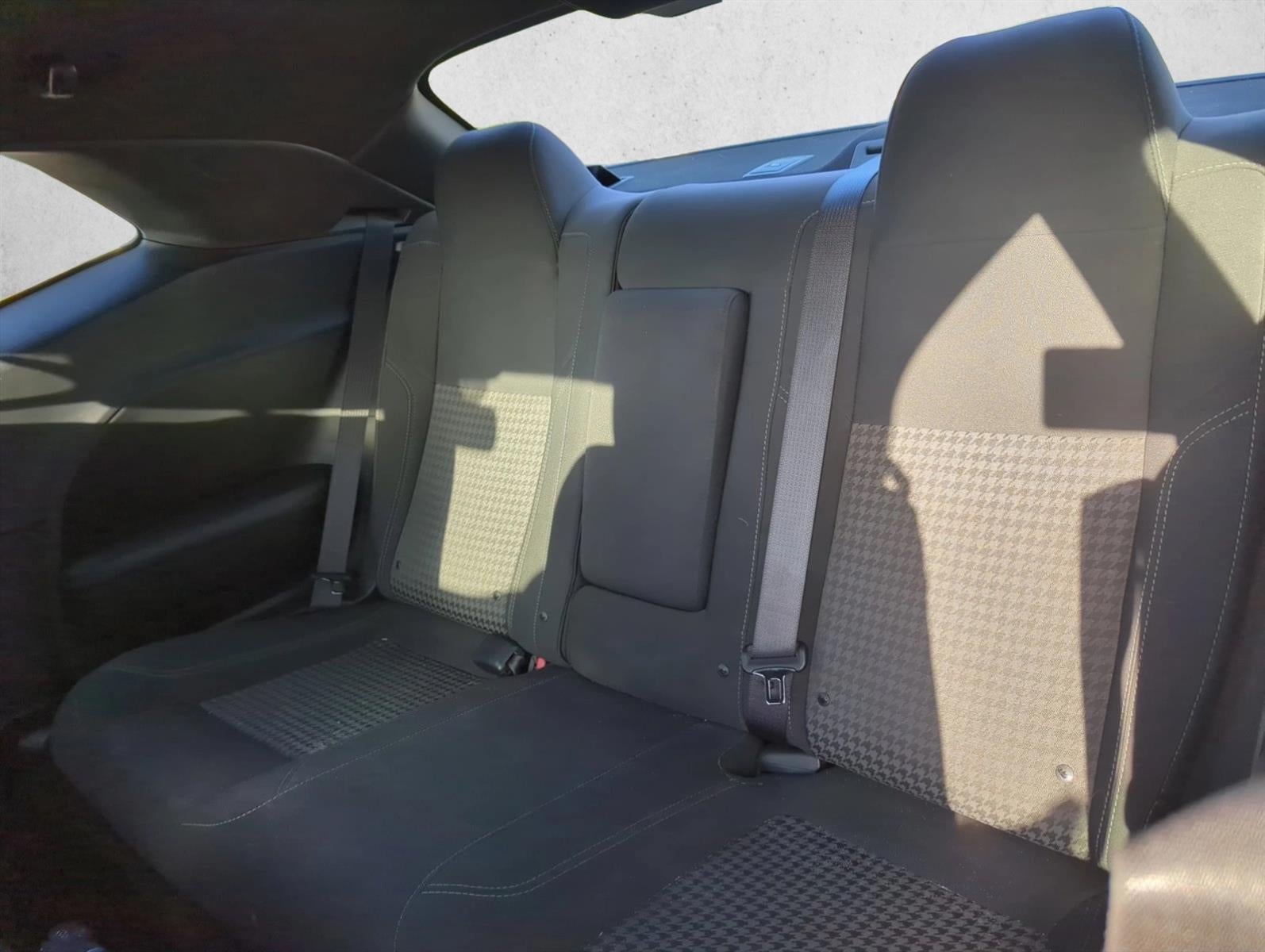 2019 Dodge Challenger SXT RWD